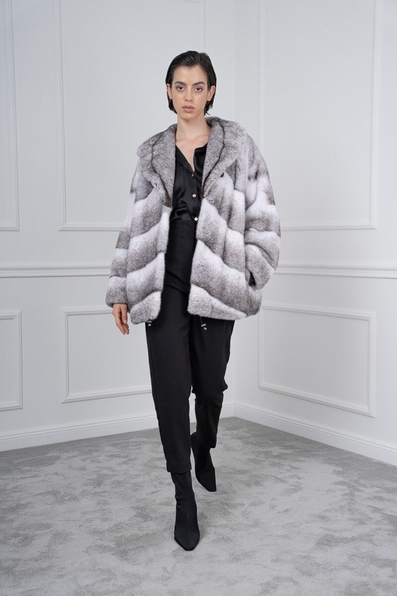 Black Cross Mink Fur Jacket With Rever Collar